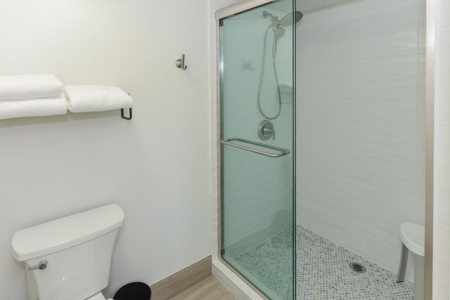 901 Seafarer Circle 302, Jupiter, FL 33477