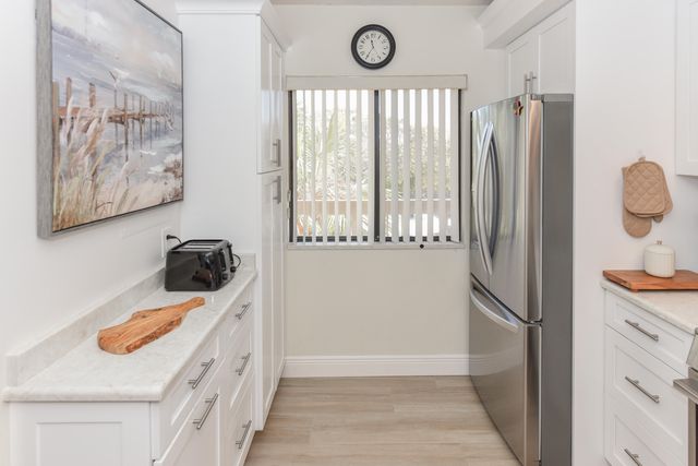 901 Seafarer Circle 302, Jupiter, FL 33477