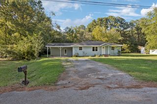 1607 E Grundy St, Tullahoma, TN 37388