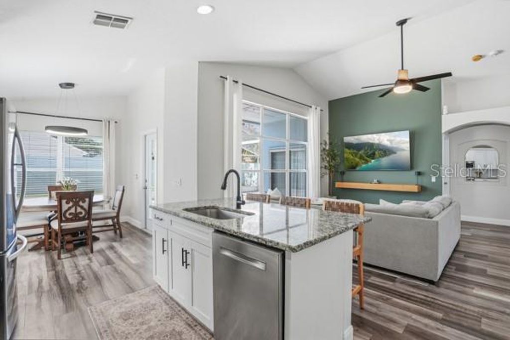 Image 19 of property listing at 12219 BISHOPSFORD DRIVE, Tampa, FL 33626