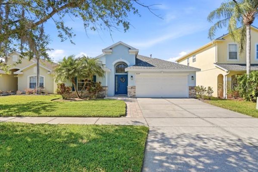 Image 3 of property listing at 12219 BISHOPSFORD DRIVE, Tampa, FL 33626