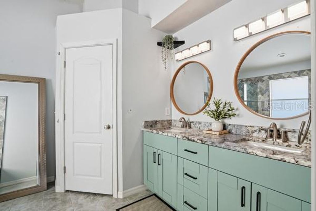 Image 28 of property listing at 12219 BISHOPSFORD DRIVE, Tampa, FL 33626