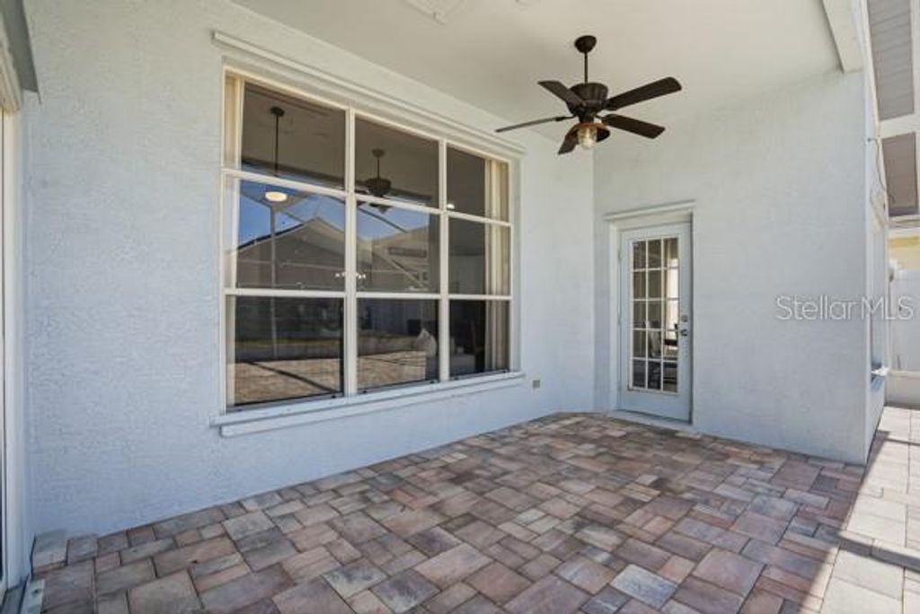 Image 41 of property listing at 12219 BISHOPSFORD DRIVE, Tampa, FL 33626