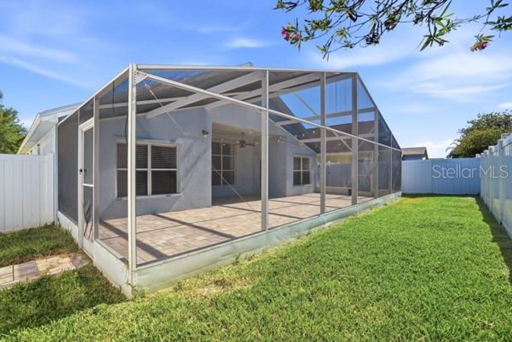 Image 44 of property listing at 12219 BISHOPSFORD DRIVE, Tampa, FL 33626