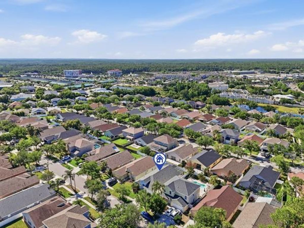 Image 50 of property listing at 12219 BISHOPSFORD DRIVE, Tampa, FL 33626