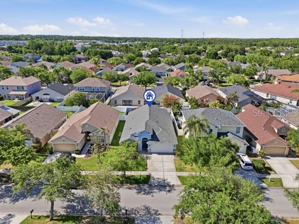 Image 51 of property listing at 12219 BISHOPSFORD DRIVE, Tampa, FL 33626