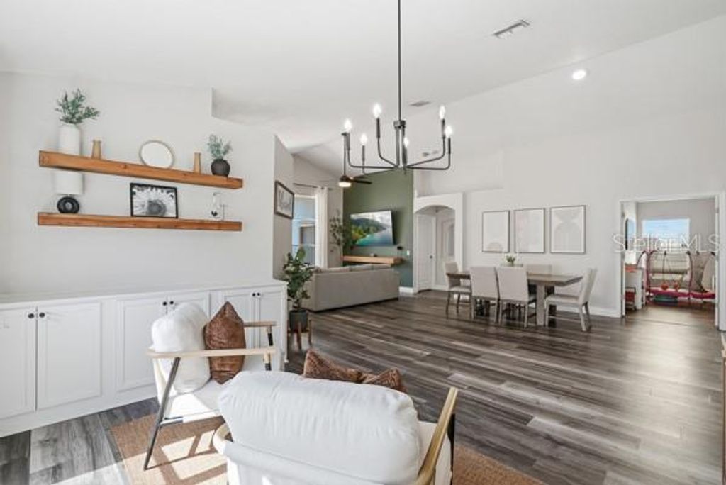 Image 7 of property listing at 12219 BISHOPSFORD DRIVE, Tampa, FL 33626