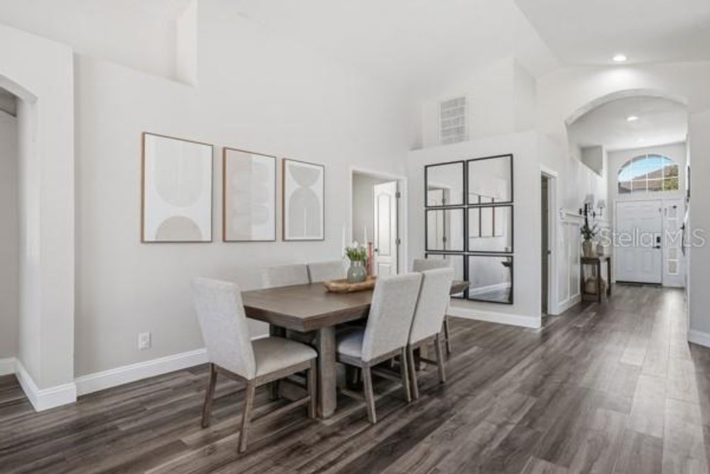 Image 9 of property listing at 12219 BISHOPSFORD DRIVE, Tampa, FL 33626