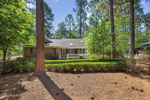 30 Birdie Drive, Whispering Pines, NC 28327