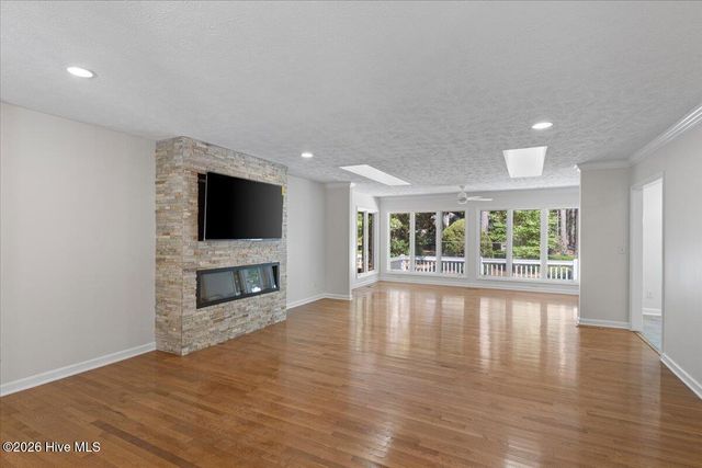 30 Birdie Drive, Whispering Pines, NC 28327