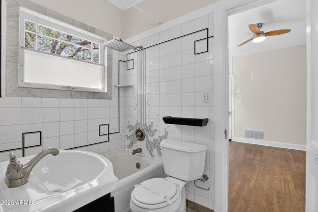 1132 E WELDON Avenue, Phoenix, AZ 85014