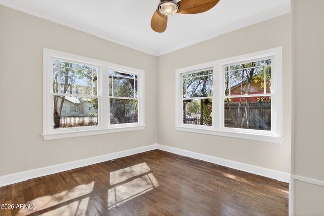 1132 E WELDON Avenue, Phoenix, AZ 85014