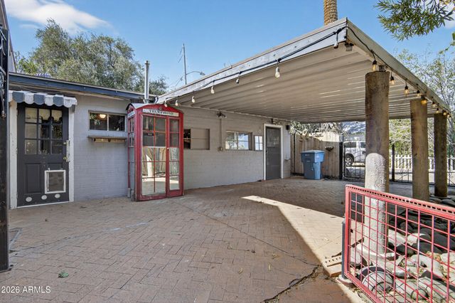 1132 E WELDON Avenue, Phoenix, AZ 85014