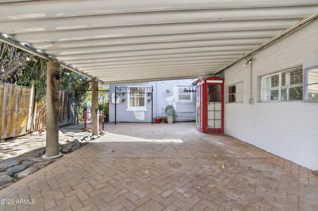 1132 E WELDON Avenue, Phoenix, AZ 85014