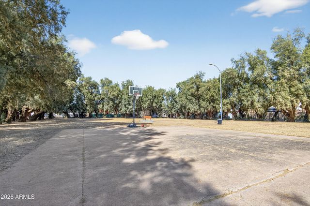 1132 E WELDON Avenue, Phoenix, AZ 85014