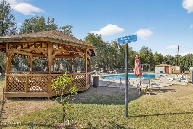 1132 E WELDON Avenue, Phoenix, AZ 85014