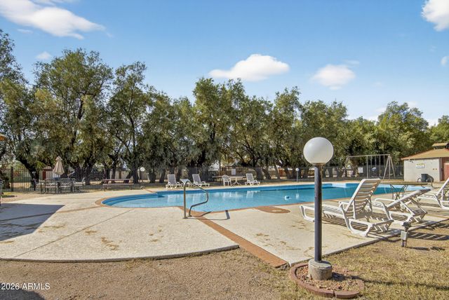 1132 E WELDON Avenue, Phoenix, AZ 85014