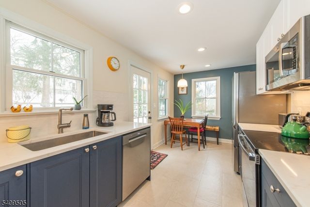 17 Hilsinger Rd, Parsippany-troy Hills Twp., NJ 07878