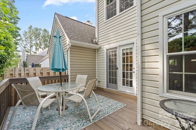 9022 Roseton Lane, Charlotte, NC 28277