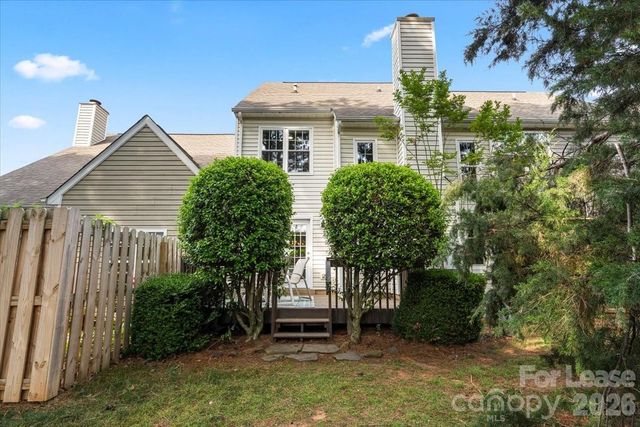 9022 Roseton Lane, Charlotte, NC 28277