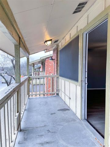 8907 Parkfield DR 204, Austin, TX 78758