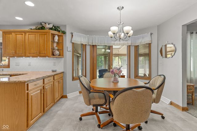 6611 S 500 E, Gas City, IN 46933