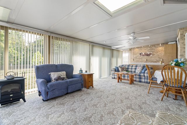 6611 S 500 E, Gas City, IN 46933