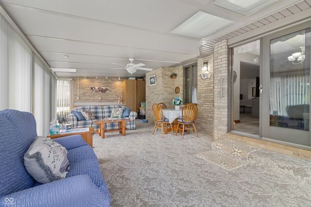 6611 S 500 E, Gas City, IN 46933