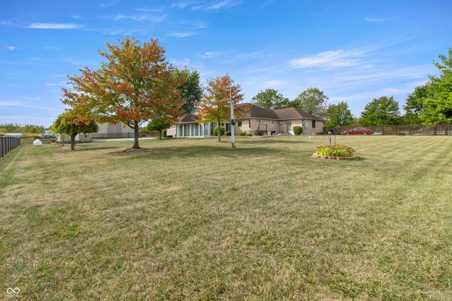 6611 S 500 E, Gas City, IN 46933