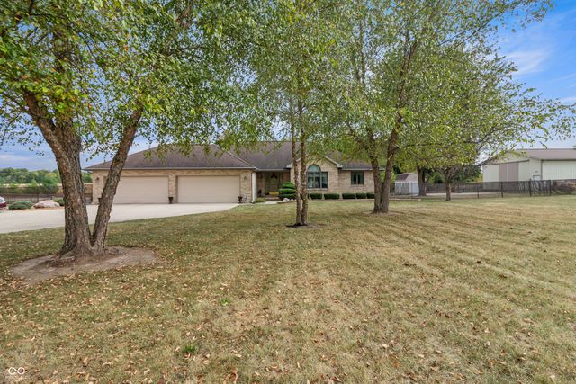 6611 S 500 E, Gas City, IN 46933