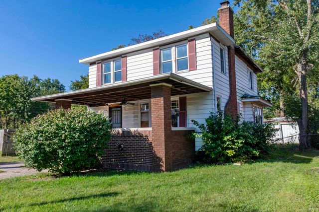 1109 Diamond Avenue, South Bend, IN 46628