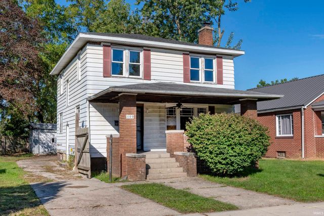 1109 Diamond Avenue, South Bend, IN 46628