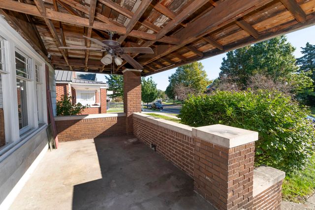 1109 Diamond Avenue, South Bend, IN 46628