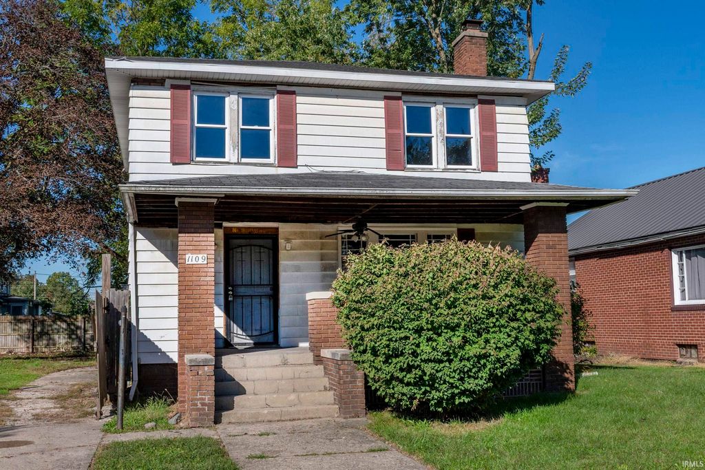 1109 Diamond Avenue, South Bend, IN 46628