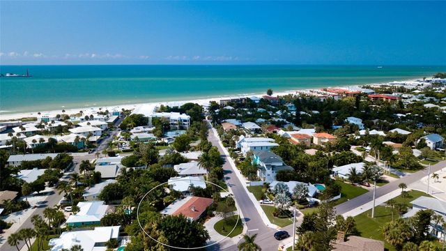 5506 HOLMES BOULEVARD, Bradenton Beach, FL 34217