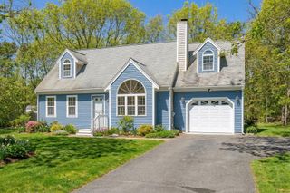 10 Butler Lane, Mashpee, MA 02649