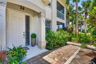 5035 YACHT HARBOR DR 103, Naples, FL 34112