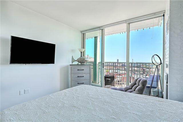 1 West Exchange Street 2107, Providence, RI 02903