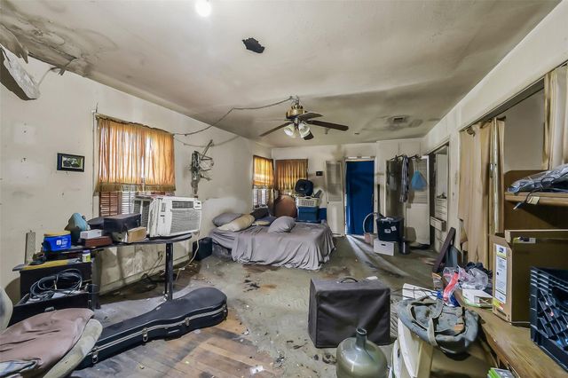 8101 Howard Drive, Houston, TX 77017