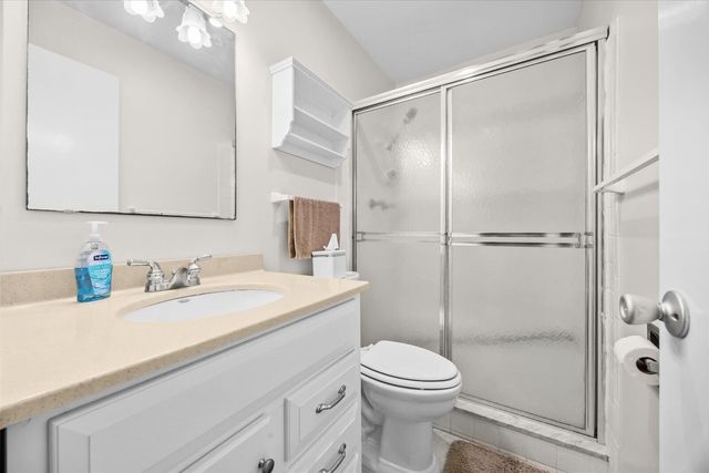 2600 SE OCEAN Boulevard DD-8, Stuart, FL 34996