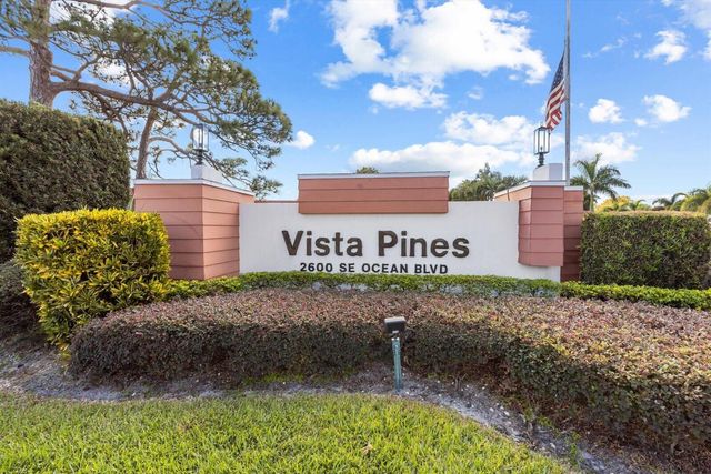 2600 SE OCEAN Boulevard DD-8, Stuart, FL 34996
