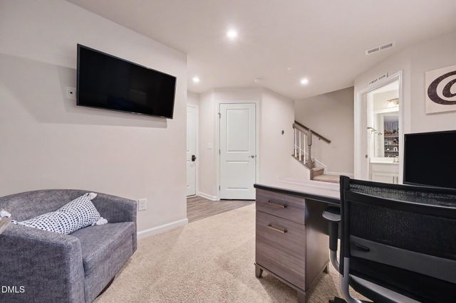 2025 Whitesmith Drive, Apex, NC 27502