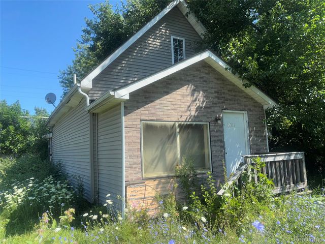 16211 Manning Street, Detroit, MI 48205