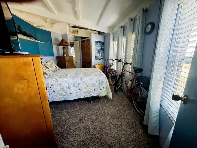 702 Seashell Drive, Surfside Beach, TX 77541