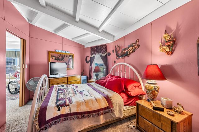 702 Seashell Drive, Surfside Beach, TX 77541