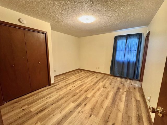 900 Summit Road, Knob Noster, MO 65336