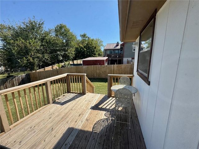 900 Summit Road, Knob Noster, MO 65336