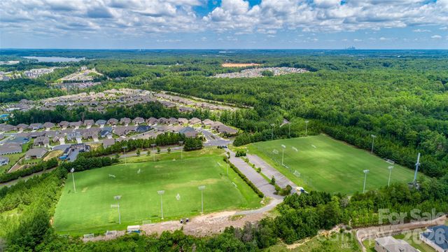 17712 Terryglass Lane, Charlotte, NC 28278