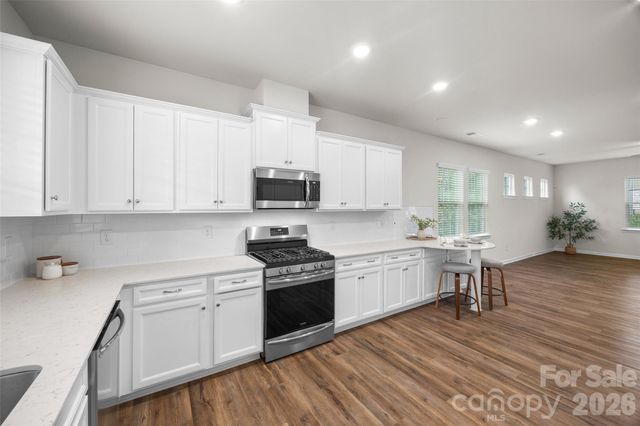 17712 Terryglass Lane, Charlotte, NC 28278
