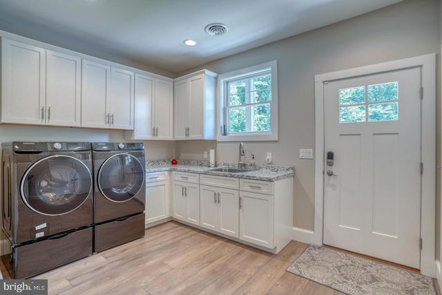 220 BLACKBIRD GREENSPRING RD, Smyrna, DE 19977